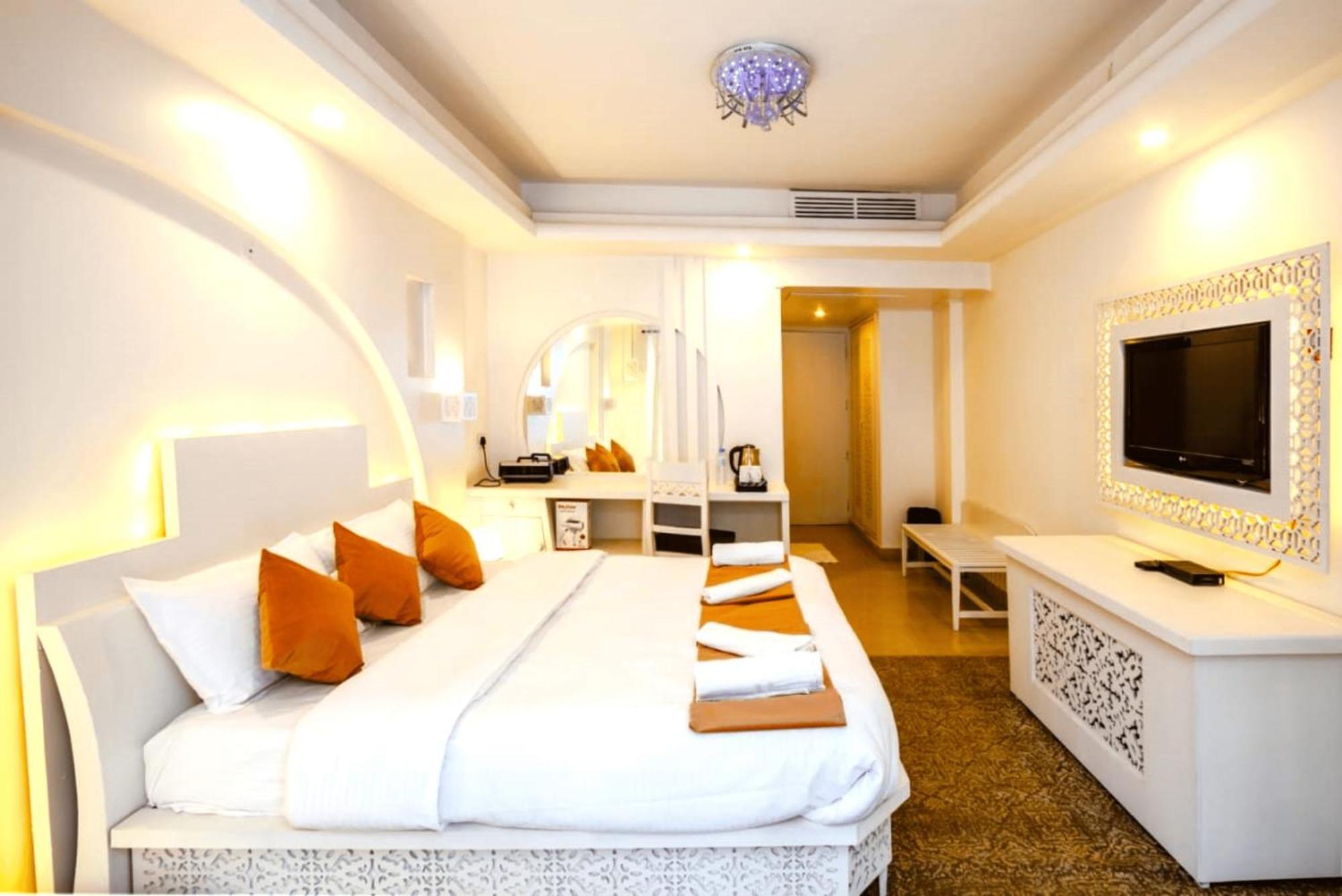 Hotel Snow Princess Manali  Bagian luar foto